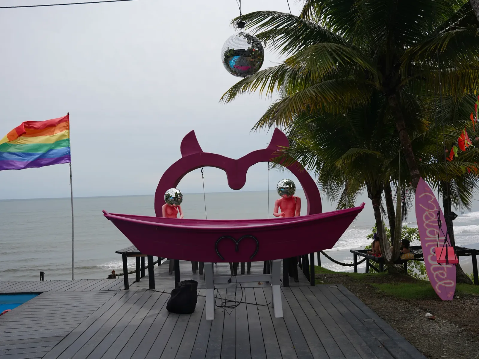 Espacios de Melo La Barra, hostel en el Pacífico colombiano.