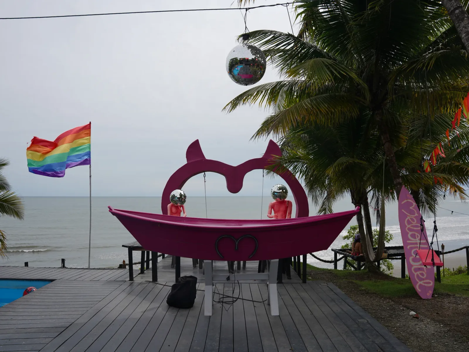 Espacios de Melo La Barra, hostel en el Pacífico colombiano.