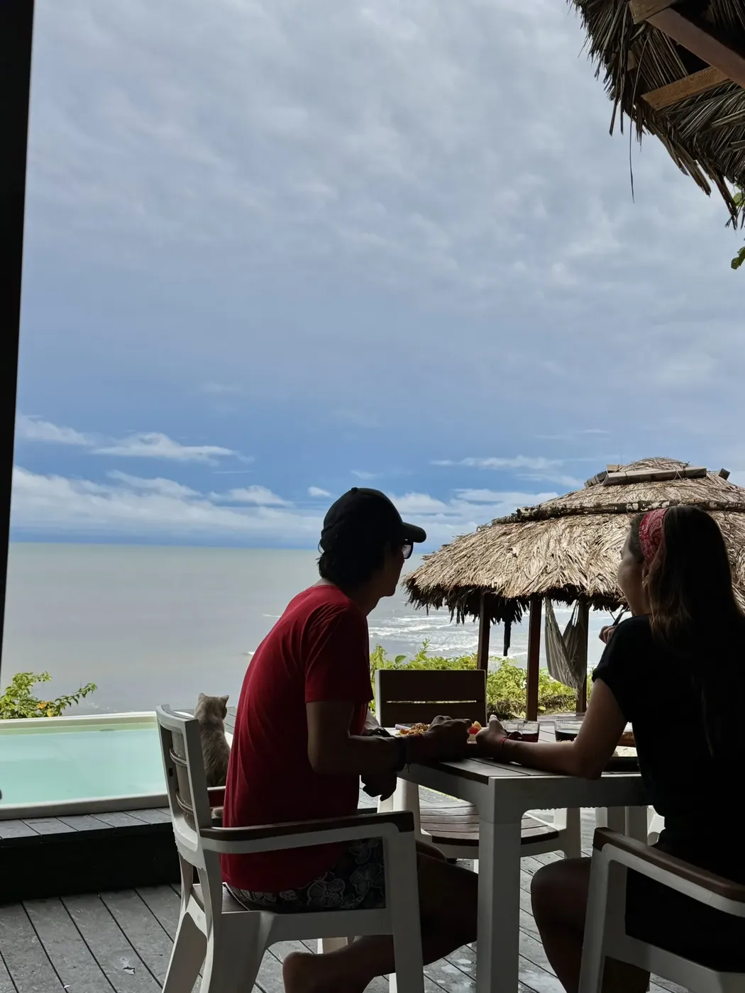 chicos restaurante frente mar melo hostel res