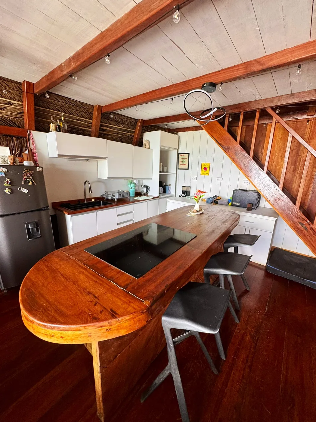 vip bungalow comedor melo hostel
